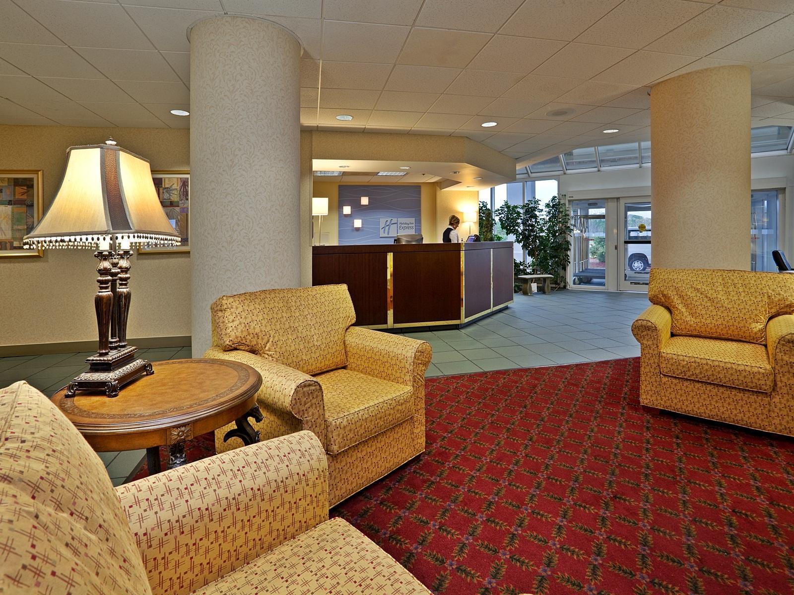 Holiday Inn Express Greenville By Ihg Buitenkant foto