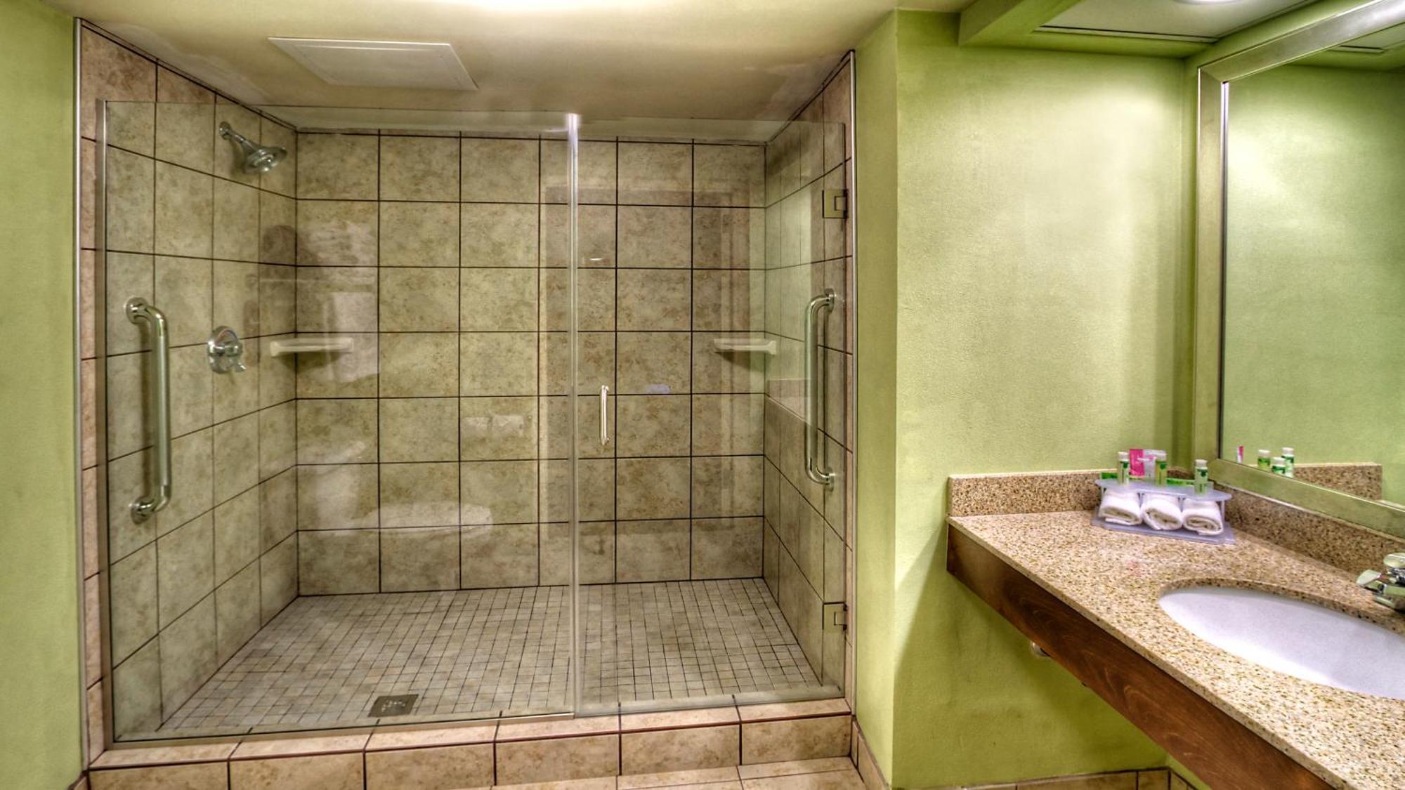 Holiday Inn Express Greenville By Ihg Buitenkant foto